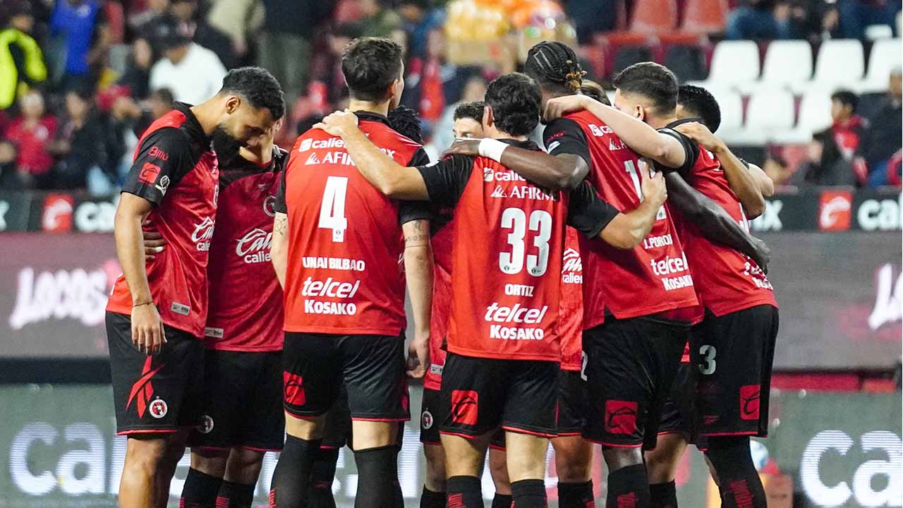 Xolos suma ante la franja en el estadio Caliente.