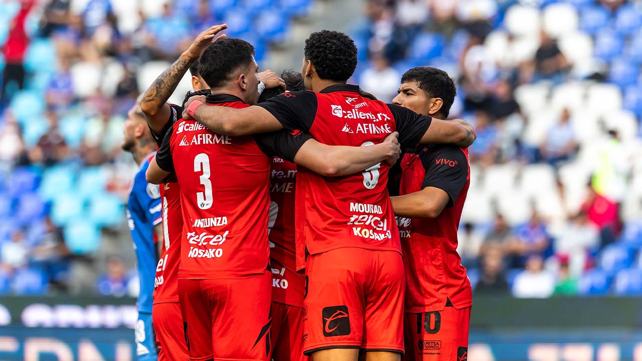 Valioso empate de la jauría ante la máquina.