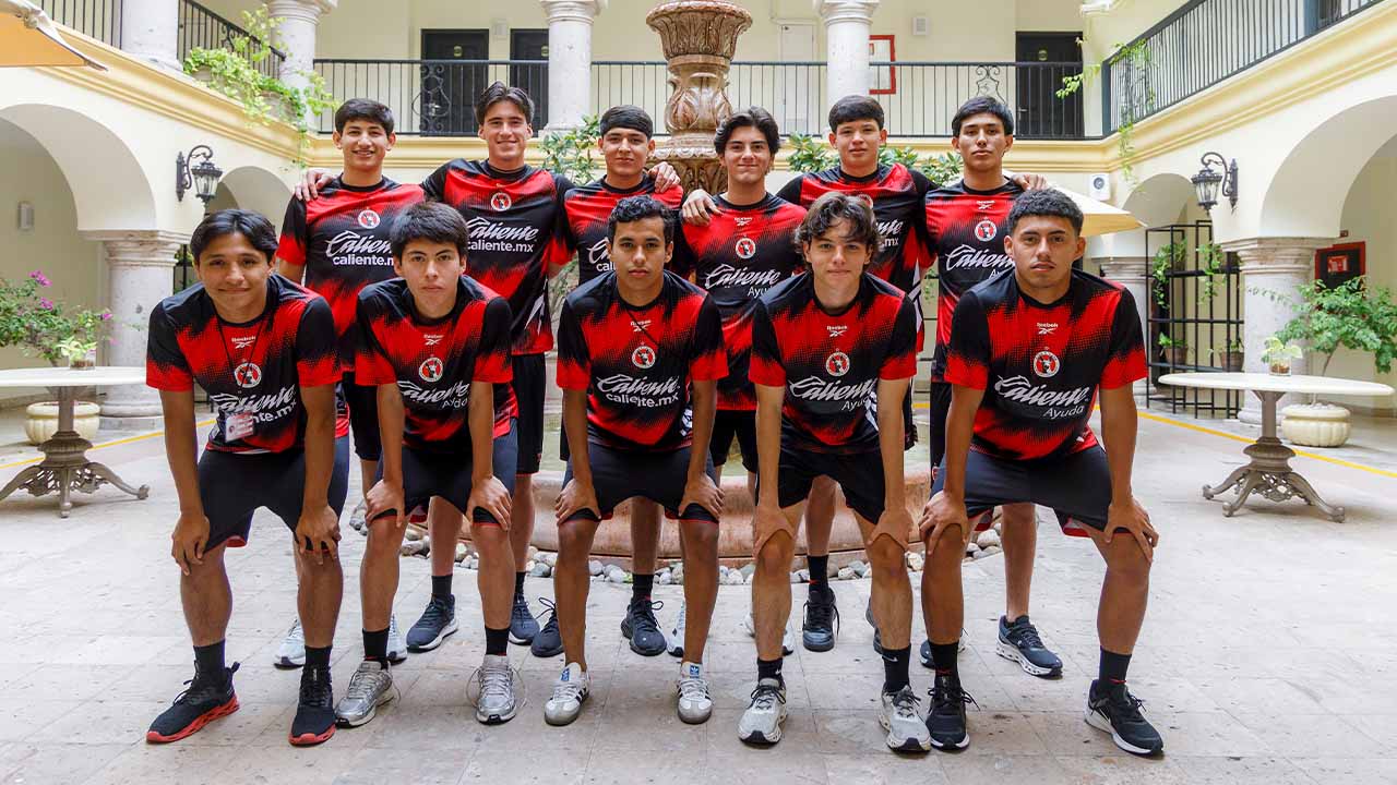 Cachorros presentes en la pretemporada Xoloitzcuintle.